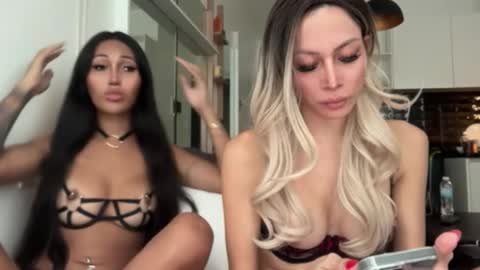 Im your naughty girl and porn star in bed Hannah online show from January 28, 2025, 2:21 am