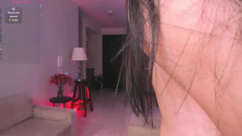 Hannah online show from November 14, 2025, 2:10 am