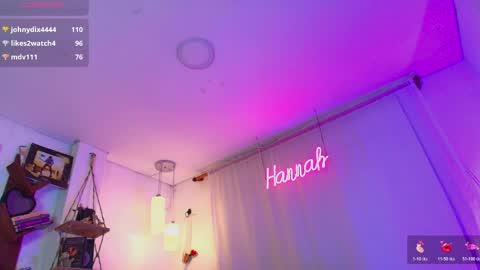 hannah_lovee online show from April 9, 2026, 6:19 am