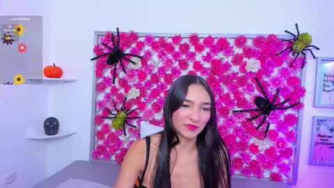 Snapshot of hannah_miller_1 chatting on October 9, 2025, 11:41 am Hannah Miller online show from October 9, 2025, 11:41 am