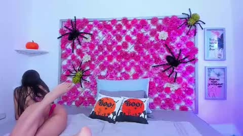 Snapshot of hannah_miller_1 chatting on October 18, 2025, 11:00 am Hannah Miller online show from October 18, 2025, 11:00 am