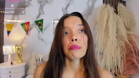 Hannahill69 online show from June 25, 2026, 5:12 am
