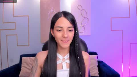 Snapshot of hannahjamesx chatting on December 20, 2024, 10:43 pm HANNAH J online show from December 20, 2024, 10:43 pm