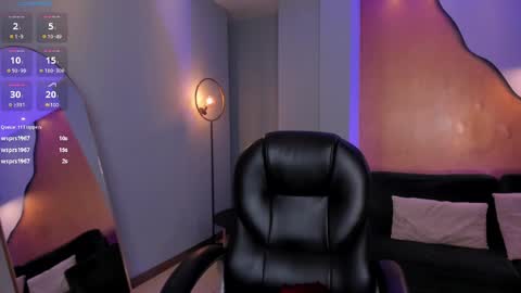 Snapshot of hannahjamesx chatting on February 19, 2025, 10:20 pm HANNAH J online show from February 19, 2025, 10:20 pm