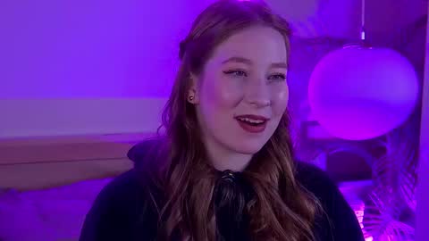 Snapshot of hannahmonttana chatting on February 20, 2026, 5:59 am Pearl online show from February 20, 2026, 5:59 am