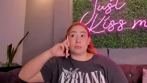 Snapshot of hannamartinn_ chatting on October 8, 2025, 3:53 pm hannamartinn_ online show from October 8, 2025, 3:53 pm