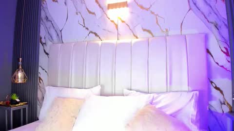 HannaPaola online show from November 27, 2025, 10:34 pm