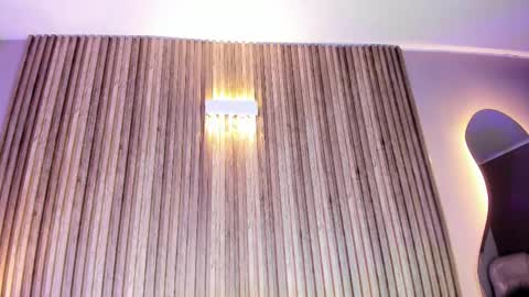 HannaPaola online show from December 15, 2025, 10:36 pm