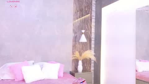 Snapshot of hannaprada1 chatting on January 6, 2026, 11:47 am hannaprada1 online show from January 6, 2026, 11:47 am