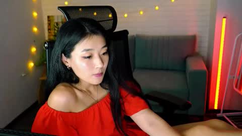 hannarosie online show from September 15, 2025, 7:25 pm