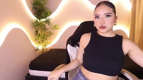 Snapshot of hannax__ chatting on October 2, 2025, 4:52 am hannax__ online show from October 2, 2025, 4:52 am