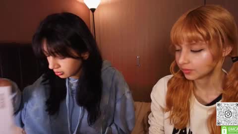 Snapshot of hanniesmile_ chatting on February 15, 2026, 5:42 pm Hannie online show from February 15, 2026, 5:42 pm