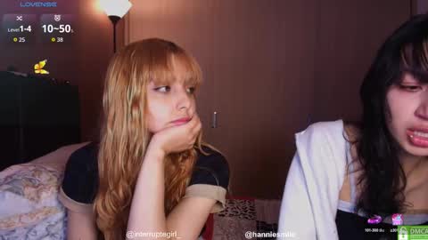 Snapshot of hanniesmile_ chatting on March 7, 2026, 6:38 pm Hannie online show from March 7, 2026, 6:38 pm