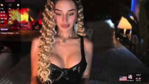 hanny113826 online show from November 14, 2025, 5:06 am