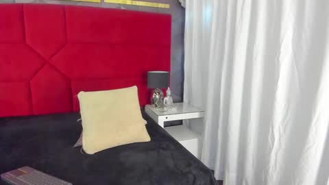 Snapshot of hanny_milf_ chatting on February 13, 2025, 11:50 am HANNY online show from February 13, 2025, 11:50 am