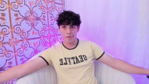 hansboy_ online show from April 3, 2026, 11:41 am