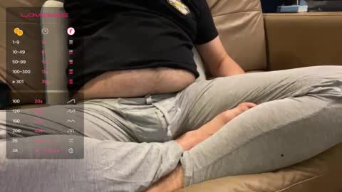 Snapshot of hansomeman2015 chatting on December 16, 2025, 2:27 am hansomeman2015 online show from December 16, 2025, 2:27 am