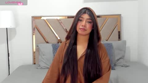 Hanz  online show from November 15, 2025, 6:59 pm