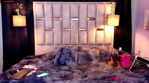 Hanzking01 online show from October 13, 2025, 3:06 am