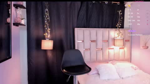 Hanzking01 online show from November 8, 2025, 4:45 am