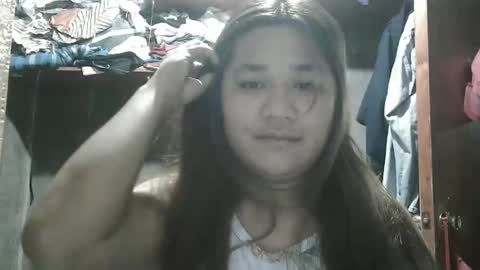 Snapshot of happy00725310 chatting on November 25, 2025, 9:37 pm happy00725310 online show from November 25, 2025, 9:37 pm