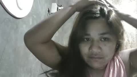 Snapshot of happy00725310 chatting on December 3, 2025, 10:08 pm happy00725310 online show from December 3, 2025, 10:08 pm