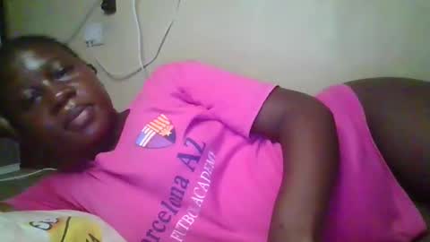 happy_dimple online show from November 21, 2025, 9:24 pm