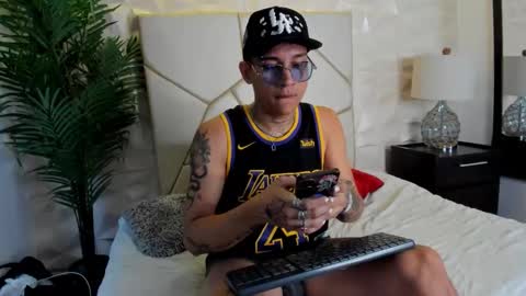 Snapshot of happy_endd_ chatting on December 16, 2025, 11:26 am Happy Boy online show from December 16, 2025, 11:26 am