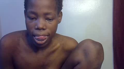 happy_kienyeji online show from December 15, 2025, 9:08 pm