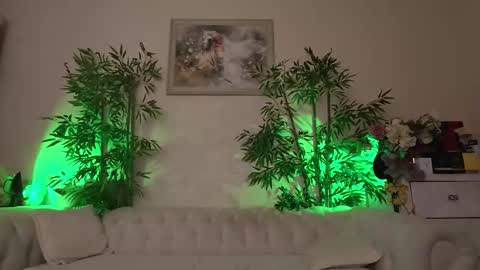 HappyAlice online show from March 5, 2025, 4:45 am