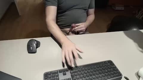 Cum for you online show from November 15, 2025, 8:33 am