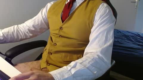 Snapshot of happyedger1 chatting on March 13, 2026, 10:22 am Happyedger online show from March 13, 2026, 10:22 am