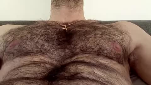 Snapshot of happyguy00000 chatting on February 6, 2025, 2:15 pm Calvin Secret online show from February 6, 2025, 2:15 pm