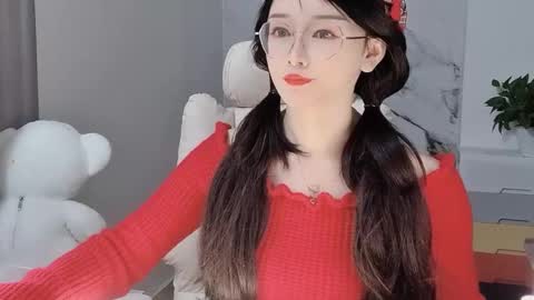 Snapshot of happysweetie168 chatting on February 17, 2025, 4:31 am Daisy online show from February 17, 2025, 4:31 am