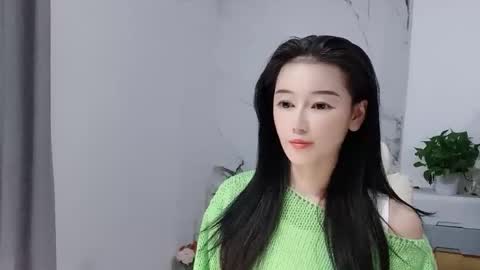 Snapshot of happysweetie168 chatting on December 16, 2025, 2:44 pm Daisy online show from December 16, 2025, 2:44 pm