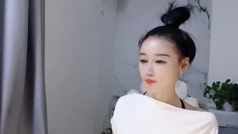 happysweety1688 online show from October 10, 2025, 11:59 pm