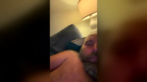 Snapshot of hard4u69091983 chatting on June 18, 2026, 12:22 am Hard4u69 online show from June 18, 2026, 12:22 am