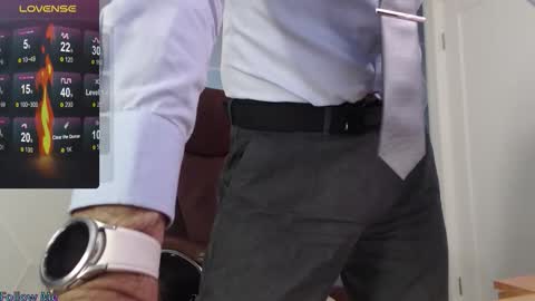 Steve online show from December 1, 2025, 1:38 pm