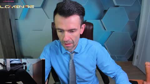 Steve online show from May 31, 2026, 10:33 am