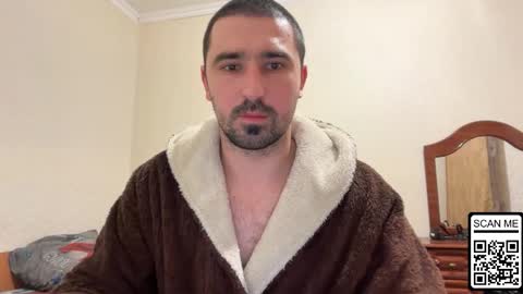 Snapshot of hard_to_obey chatting on January 6, 2026, 5:27 pm Vadim online show from January 6, 2026, 5:27 pm