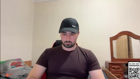 Snapshot of hard_to_obey chatting on March 16, 2026, 6:45 pm Vadim online show from March 16, 2026, 6:45 pm
