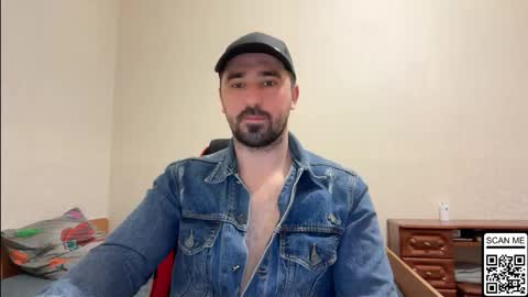Snapshot of hard_to_obey chatting on March 19, 2026, 6:56 pm Vadim online show from March 19, 2026, 6:56 pm