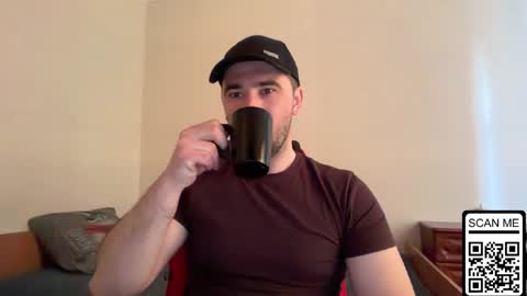 Snapshot of hard_to_obey chatting on April 4, 2026, 12:57 pm Vadim online show from April 4, 2026, 12:57 pm