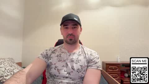 Snapshot of hard_to_obey chatting on April 21, 2026, 6:55 pm Vadim online show from April 21, 2026, 6:55 pm