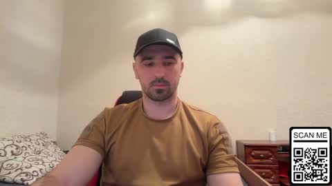 Snapshot of hard_to_obey chatting on April 23, 2026, 5:59 pm Vadim online show from April 23, 2026, 5:59 pm