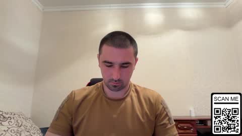 Snapshot of hard_to_obey chatting on May 7, 2026, 6:02 pm Vadim online show from May 7, 2026, 6:02 pm