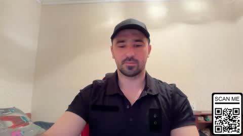Snapshot of hard_to_obey chatting on May 16, 2026, 12:26 pm Vadim online show from May 16, 2026, 12:26 pm