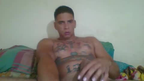 Snapshot of hardbighotxxx chatting on December 24, 2024, 3:47 pm Edxxx online show from December 24, 2024, 3:47 pm