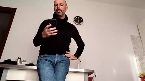 Snapshot of hardcumpleasure chatting on March 27, 2026, 4:29 pm hardcumpleasure online show from March 27, 2026, 4:29 pm