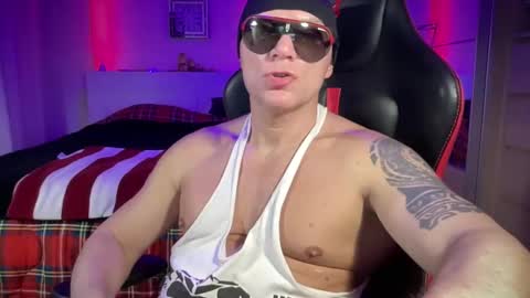 MATTSTEEL - ITALIAN STALLION online show from March 9, 2025, 1:04 am